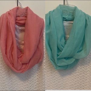 ‼️SOLD!!!!!!!!!!Mint green & pale pink infinity scarves.Smoke/pet free home
